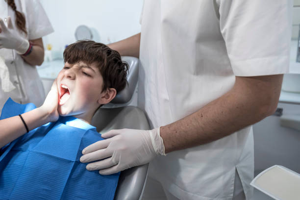 Best Urgent Tooth Repair  in Wingdale, NY
